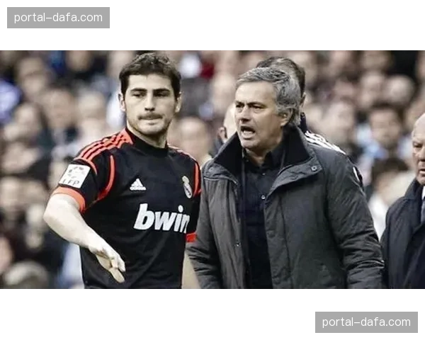 老将的智慧：采访几位英超队长，谈如何在赛季冲刺阶段管理更衣室疲劳情绪